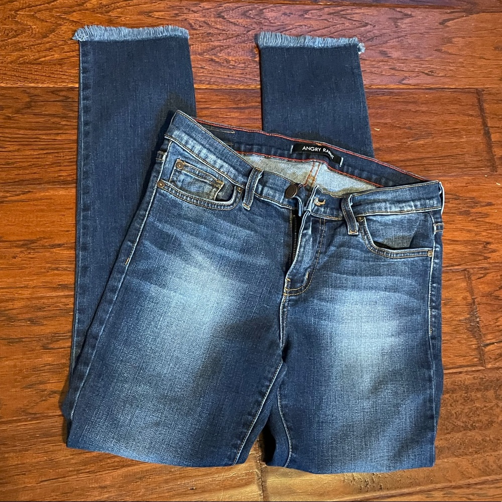 🐰🐰LIKE NEW Angry Rabbit Jeans🐰🐰